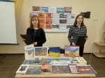 Бібліотекарі провели патріотичну годину «Майдан. Революція. Гідність»
